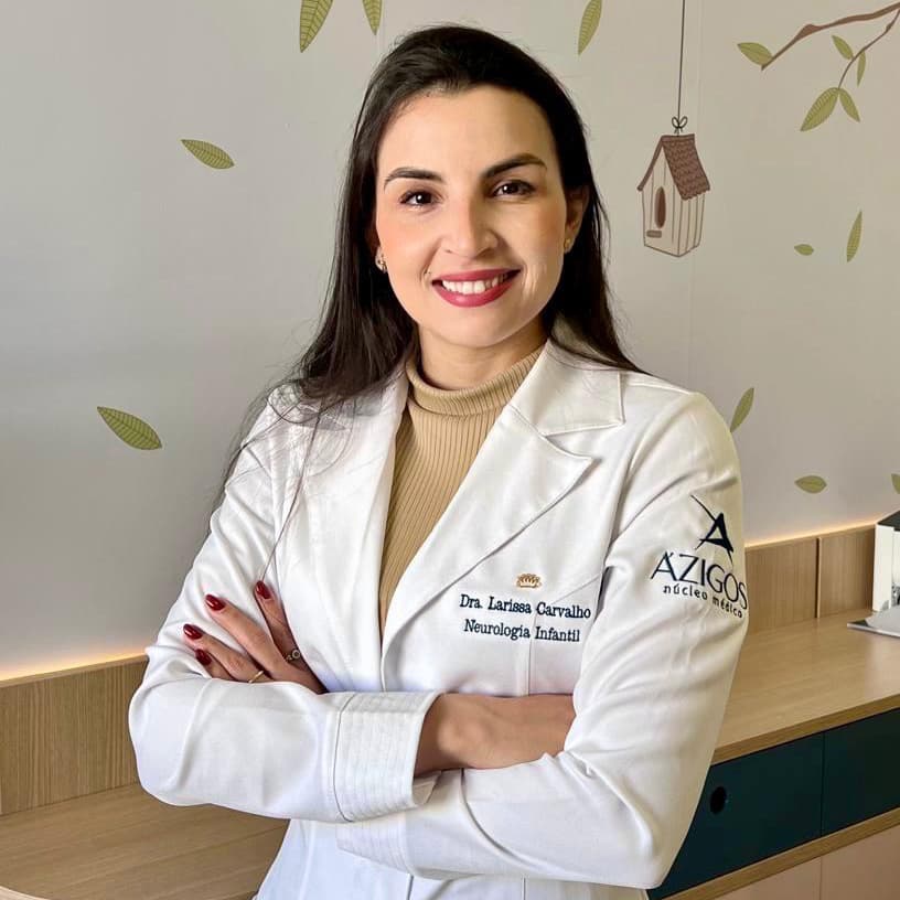 Dra. Larissa de Carvalho — CRM-MG 76086